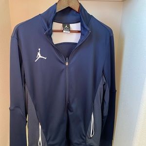 Nike Jordan jacket,size large, lightly used, in great condition!